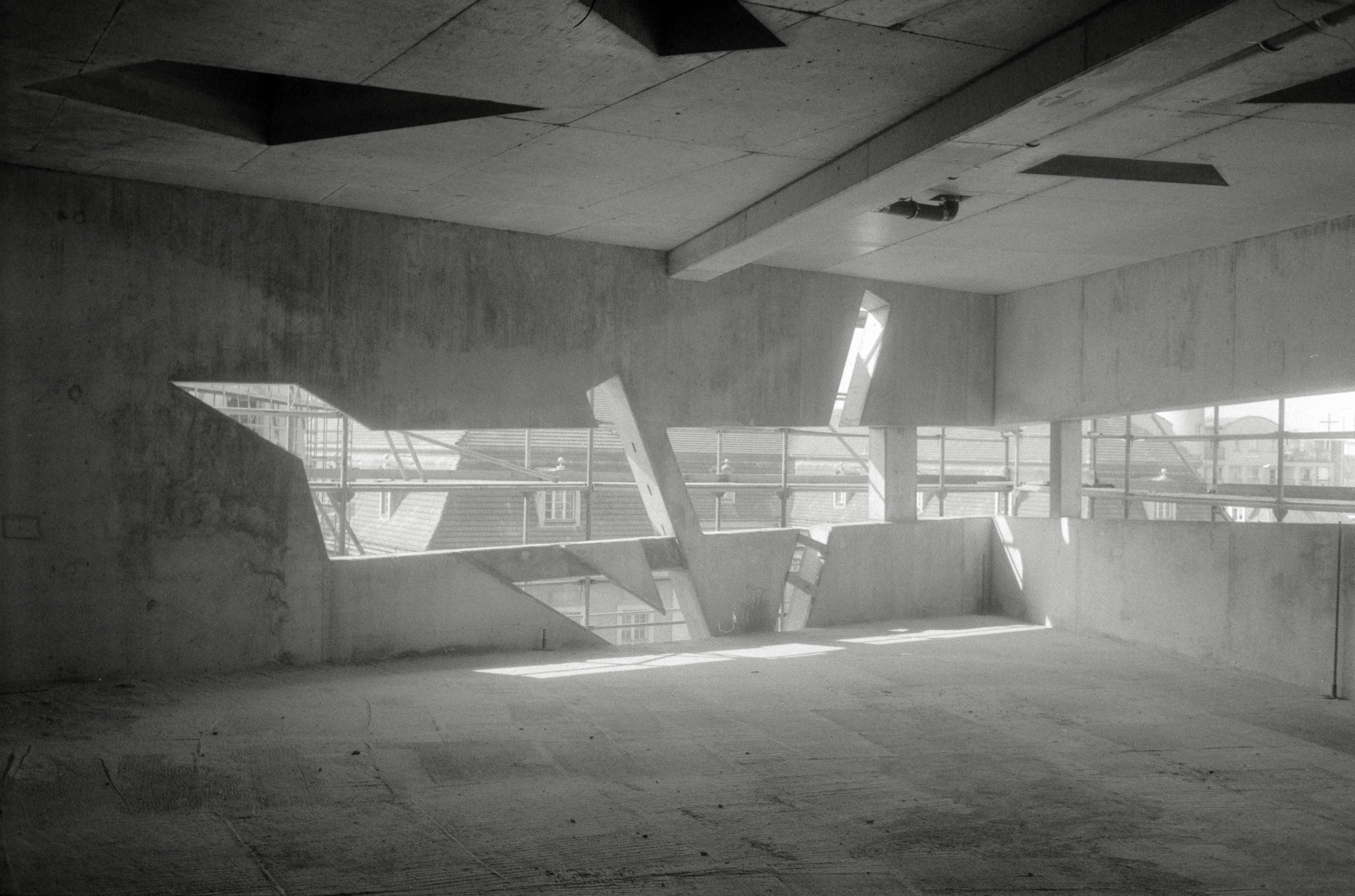 AHP F1994 06 003 sc240829 img33 NLP